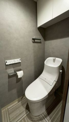 �g�C���@�g�C��