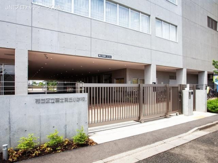 ���ӊ��@�����旧�x�m���u���w�Z�@����1300m