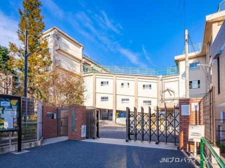 ���ӊ��@���n�旧����񏬊w�Z�@����700m