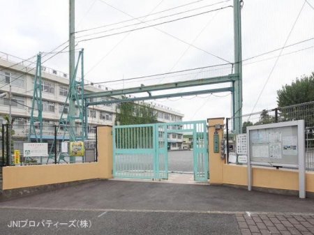 ���ӊ��@�k�旧�������w�Z�@����380m