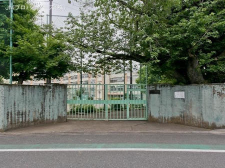 ���ӊ��@�����旧�������w�Z�@����350m