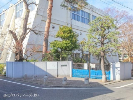 ���ӊ��@���n�旧�J�i��O���w�Z�@����1000m