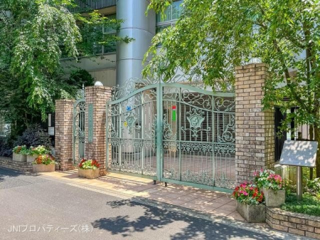 ���ӊ��@�䓌�旧�������w�Z�@����990m