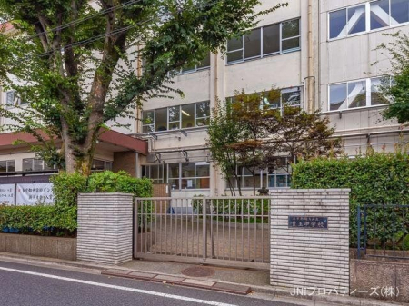 ���ӊ��@���n�旧�L�ʒ��w�Z�@����500m