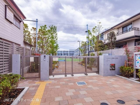 ���ӊ��@����旧�������w�Z�@����500m